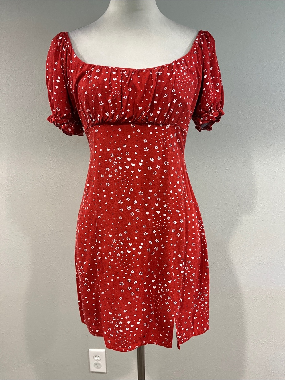 Lottie Moss Red Puff-Sleeve Mini Dress with White Heart Print size small